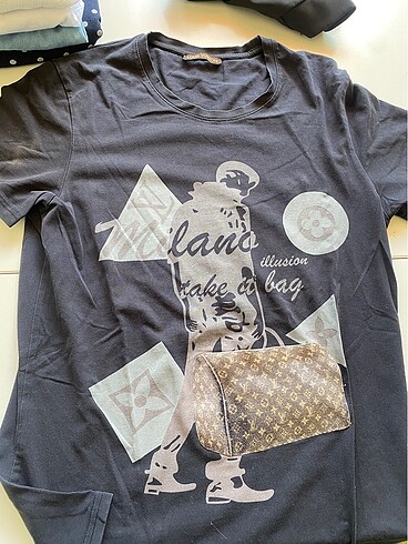 s Beden Louis Vuitton T-shirt