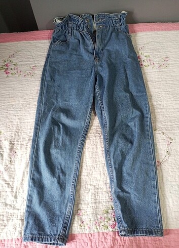 mom jean