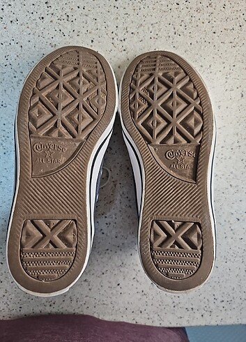 36 Beden lacivert Renk Orijinal Converse