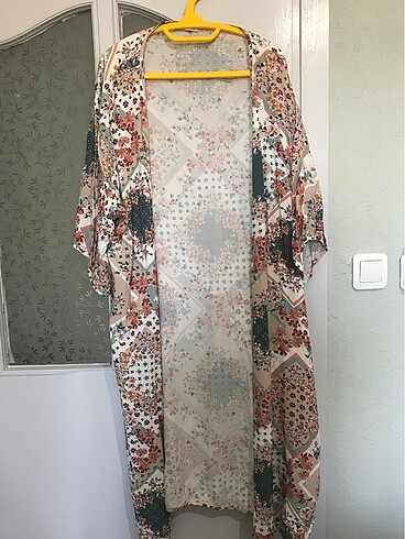Desenli kimono