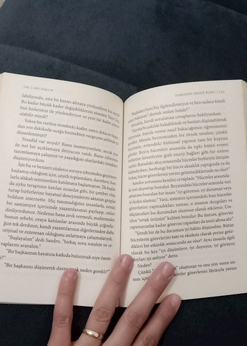 Beden Zamanın Sessiz Ruhu - Adil Yıldırım
