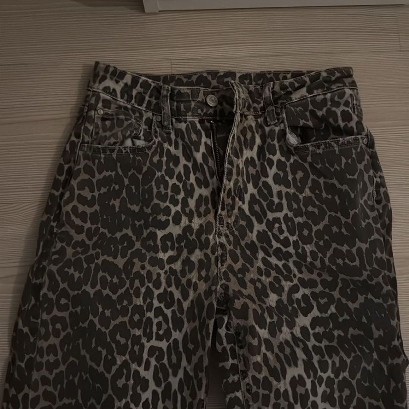 Trendyol Leopar desenli jean pantolon - Görsel 2