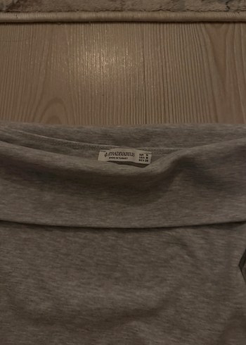 Gri Uzun Kollu Kayık Yaka Kadın Kazak - Görsel 4