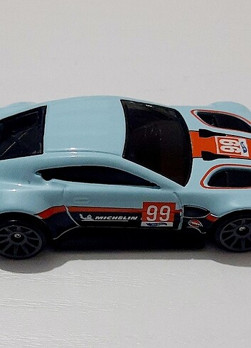  Beden Renk Hot Wheels 