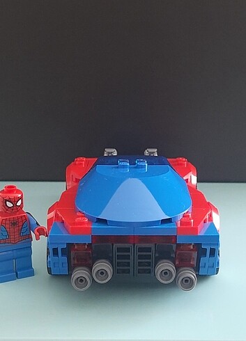 Diğer Spiderman ve Arabası