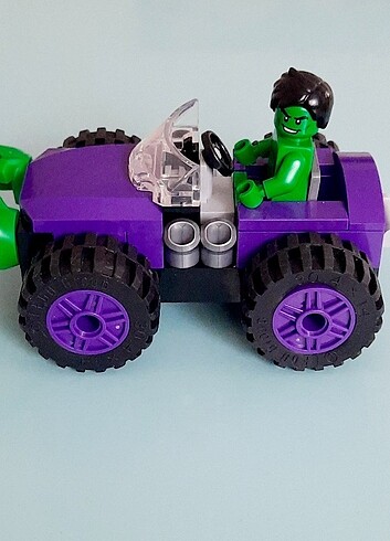 Beden Renk Lego Hulk ve Arabası