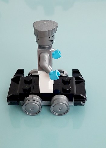Beden Lego Ninjago Zane ve Kaykayı