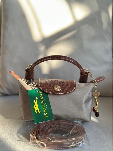 LongChamp mini krem