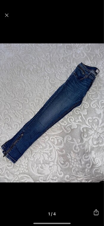 Mango jean