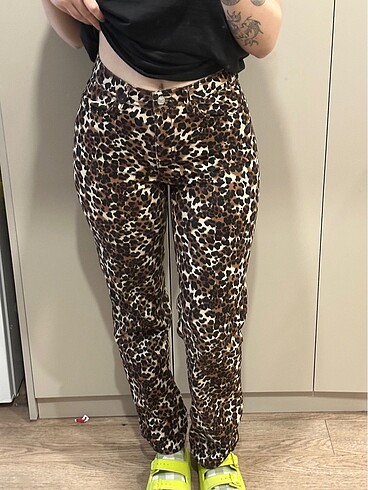 s Beden leopar desenli pantolon