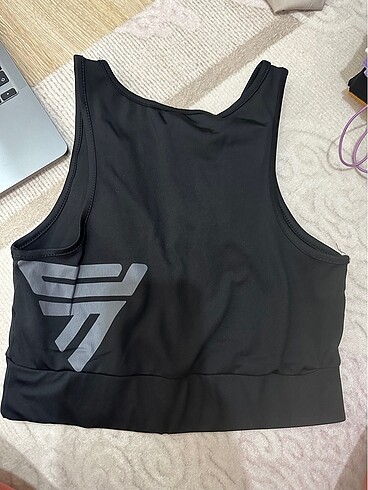 Spor üst