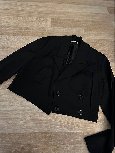 Crop blazer