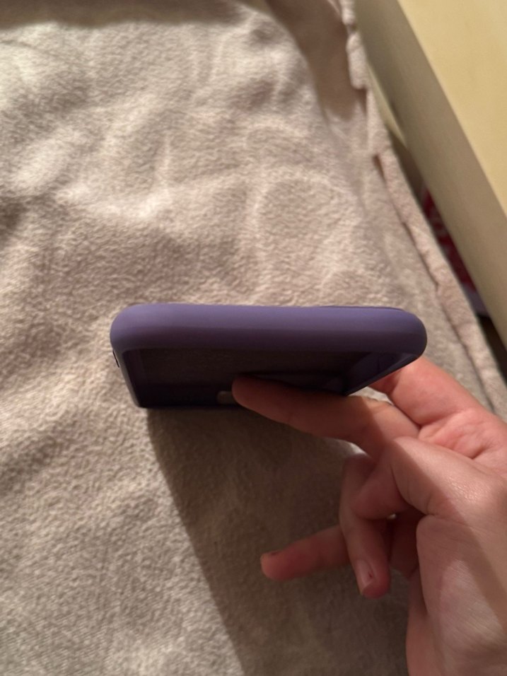 İPhone 11 Mor Elastik Telefon Kılıfı - Görsel 3