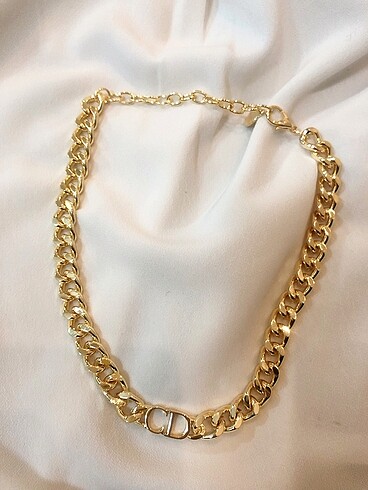 Gold rengi kolye