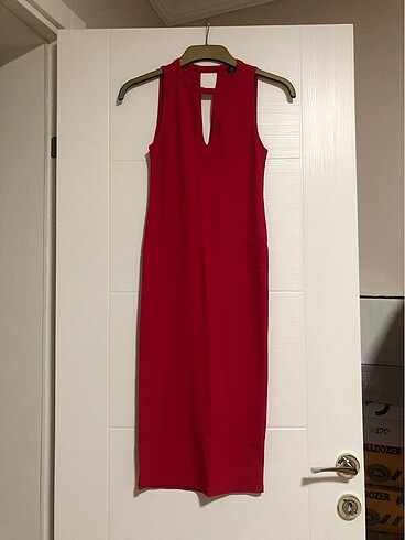 s Beden kırmızı Renk Bershka midi boy elbise #bershka #elbise #midi
