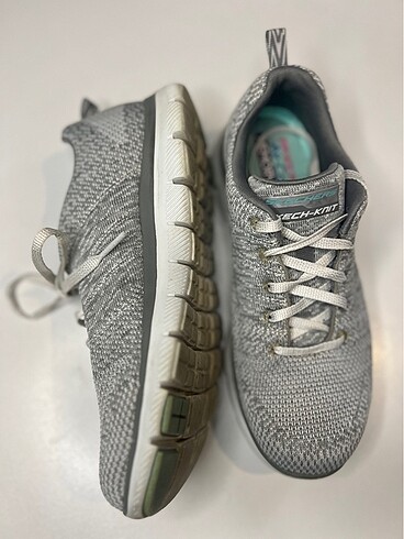 SKECHERS - 37