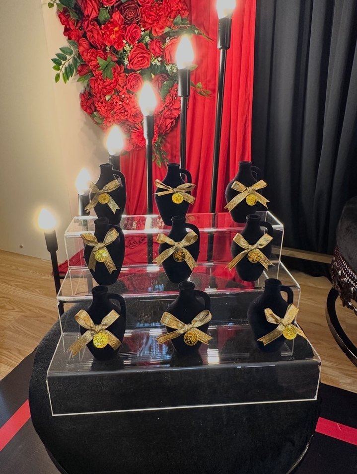 Mini siyah hediyelik testi - Görsel 4