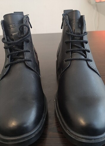 Dockers Erkek Bot 