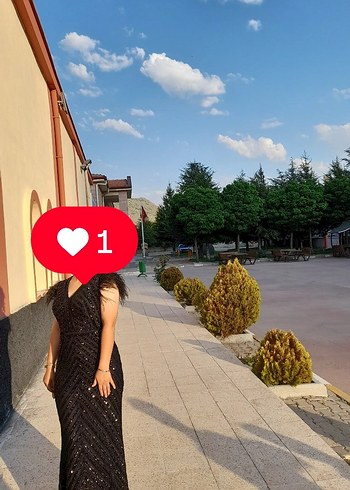 Siyah V Yaka Püsküllü Uzun Siyah abiye