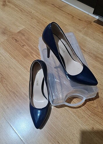 Divarese 38 no lacivert rugan stiletto