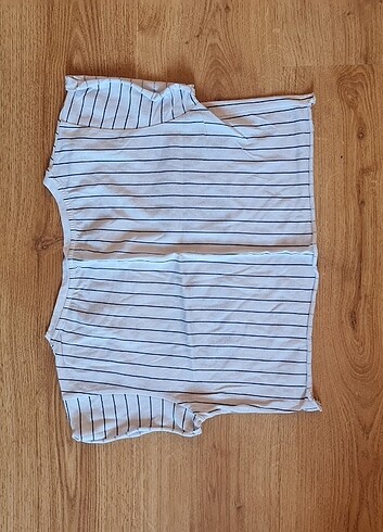 Bershka M beden crop thsirt
