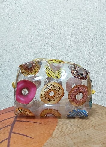 Donutlu şeffaf makyaj çantası