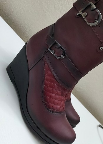 Bordo Tokalı Dolgu Topuklu Biker Bot - Görsel 2
