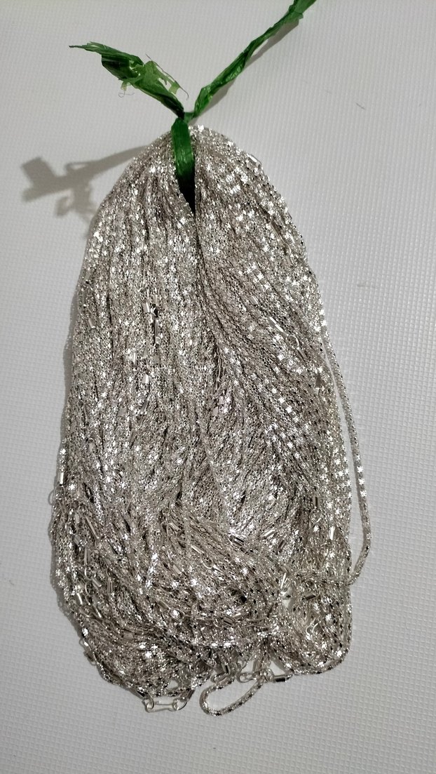 Gri Payetli Kadın Zinciri - Görsel 2