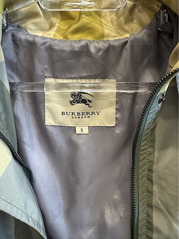s Beden Burberry yağmurluk