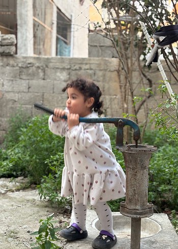 Kız Çocuk Beyaz Pamuklu Fırfırlı Bohem Elbise - Görsel 4