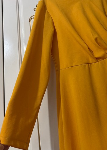 Sarı Drapeli Uzun Kadın Elbise - Görsel 4