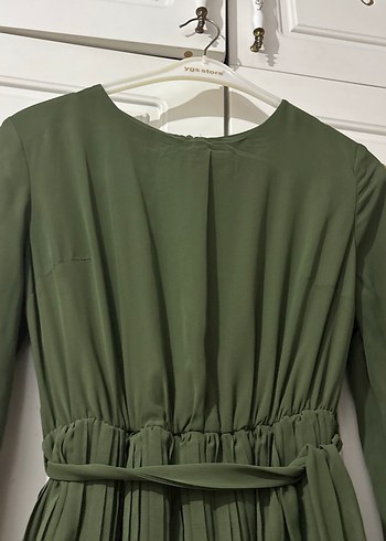 Haki Renkli Uzun Pilili Kadın Elbise - Görsel 4