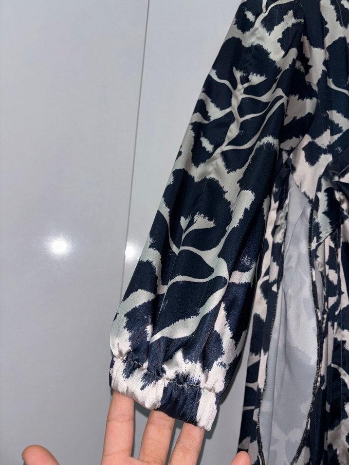 Kadın lacivert leopar desen Bağlamalı Uzun Elbise - Görsel 4