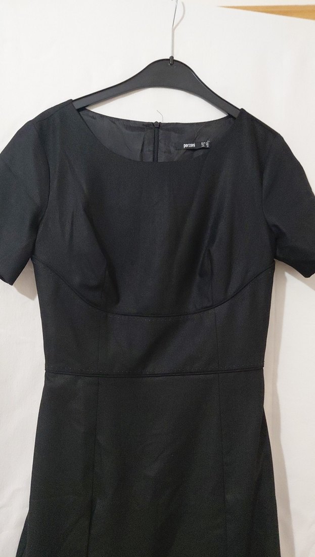 Siyah Midi yuvarlak Yaka Kısa Kollu Elbise - Görsel 3