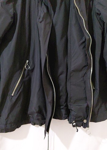 Kadın Siyah Midi Boy Fermuarlı Ceket/kısa trençkot - Görsel 3