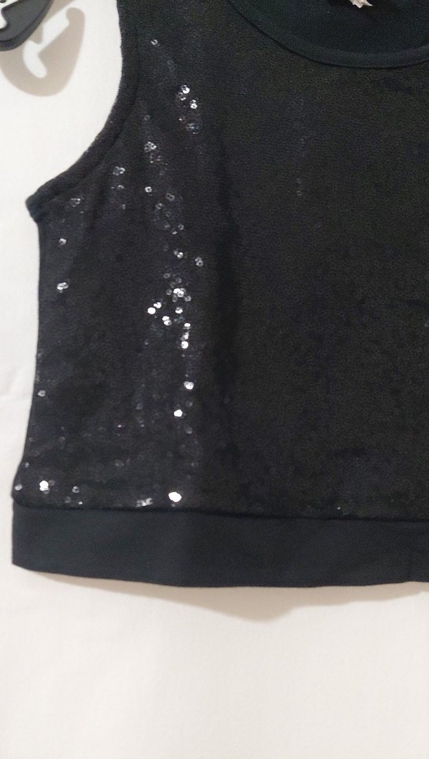 Kız Çocuk Siyah payetli Kolsuz Bluz - Görsel 2