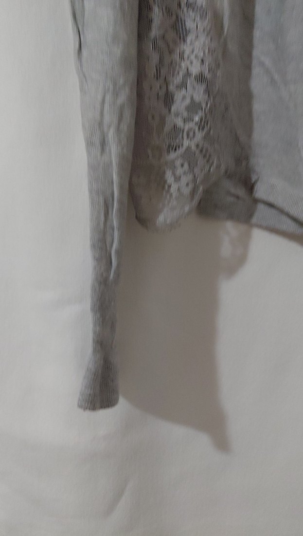 Gri Düğmeli Kadın Triko Hırka - Görsel 3