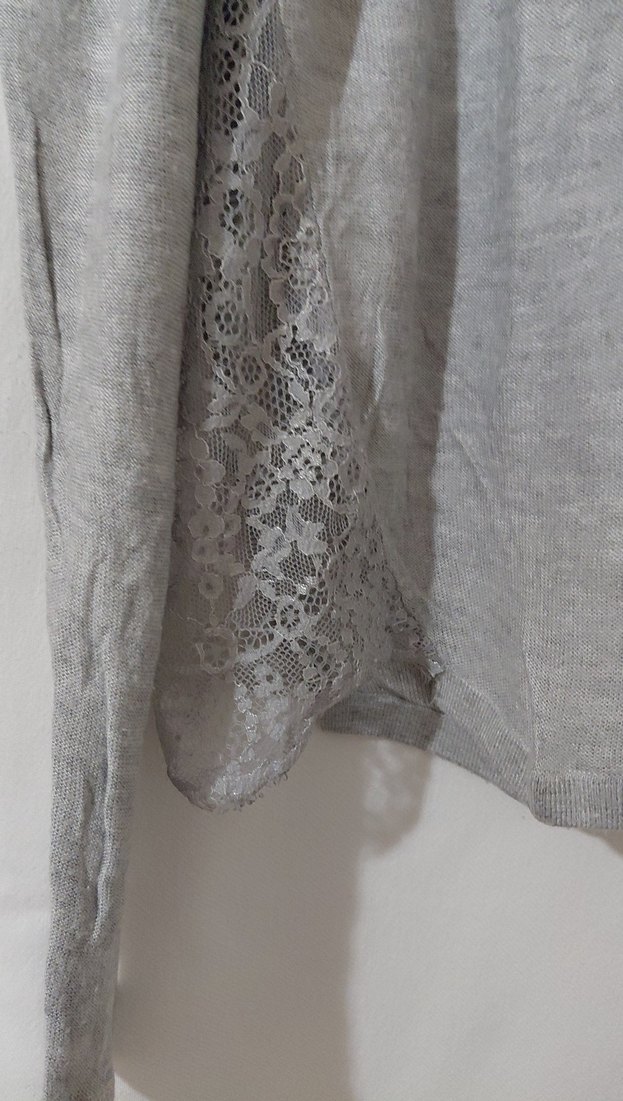 Gri Düğmeli Kadın Triko Hırka - Görsel 2