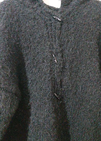 Siyah Kapüşonlu Örgü Kadın Kazak - Görsel 3