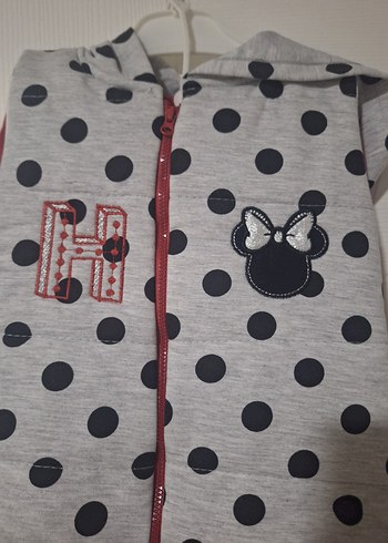 Kız Çocuk Gri Puantiyeli Fermuarlı Yelekli Takım - Görsel 2