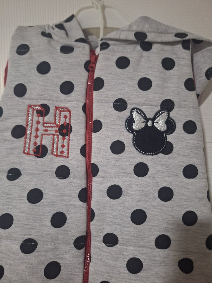 Kız Çocuk Gri Puantiyeli Fermuarlı Yelekli Takım - Görsel 2