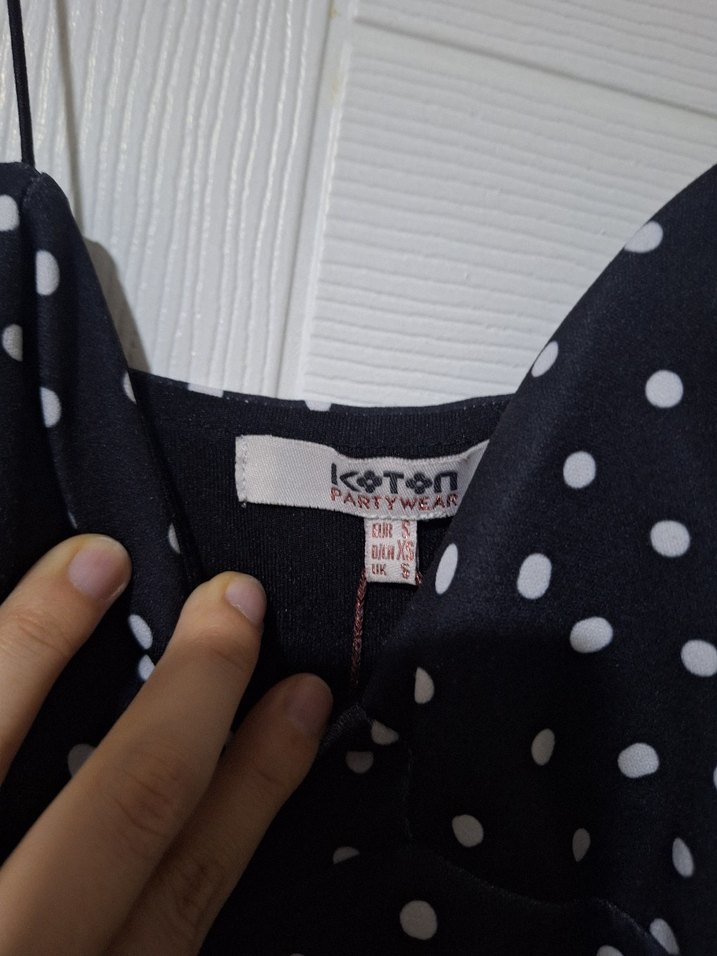 Koton Siyah Askılı Puantiyeli Elbise - Görsel 3