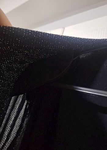 Siyah Simli V Yakalı Bluz - Görsel 5