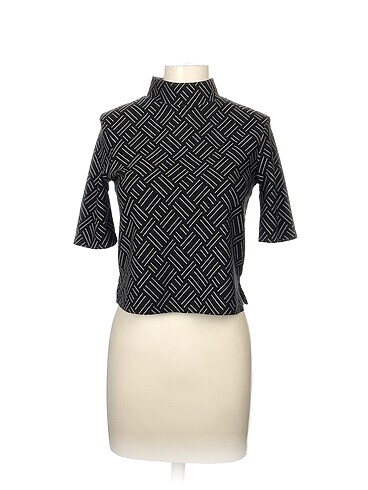 Zara Bluz %70 İndirimli.