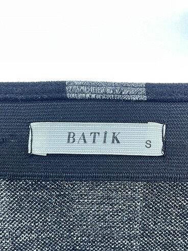 38 Beden çeşitli Renk Batik Midi Etek %70 İndirimli.