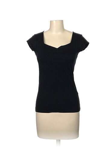 Batik T-shirt %70 İndirimli.