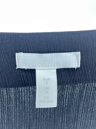 s Beden siyah Renk H&M Uzun Elbise %70 İndirimli.