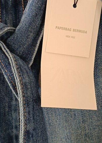 42 Beden Bağlamalı Bol Kesim Mini Denim Şort