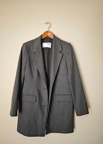 Düğmeli Gri Çizgili Sadece Kadın Blazer Ceket