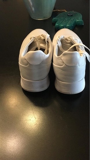 38 Beden beyaz Renk Lacoste spor ayakkabı